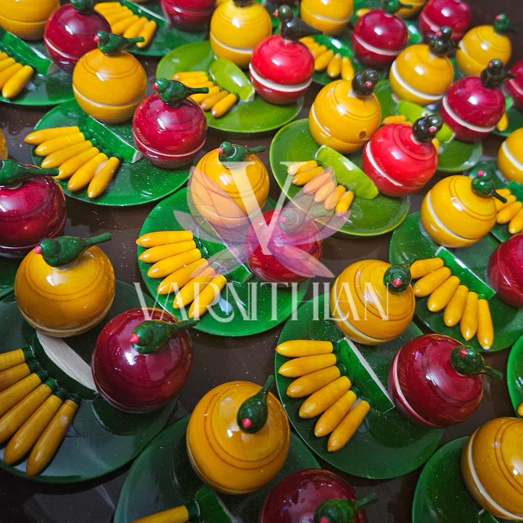 Etikoppaka Wooden Thamboolam